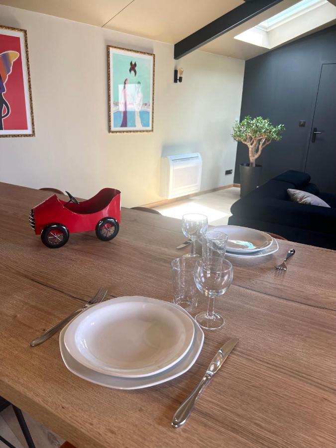 Apartment Le Loft Manhattan, En Centre Ville, Proche Sainte Bernadette Avec Parking, Primo C0nciergerie *